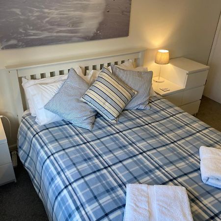 Trafalgar, Lovely Ground Floor Flat With Outside Patio Garden, Minutes Walk To Seafront Seaview Zewnętrze zdjęcie